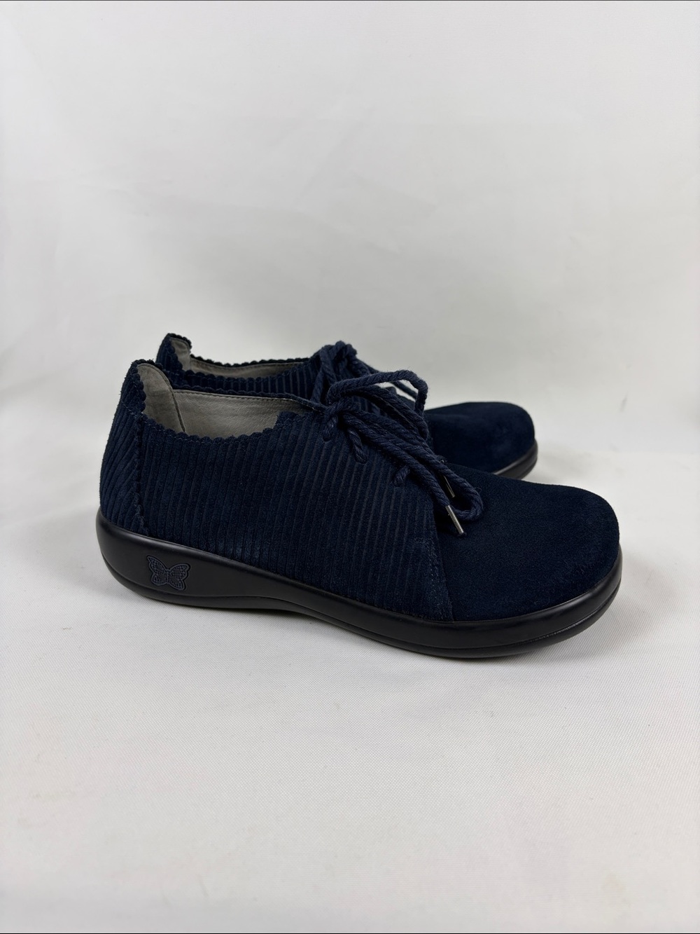 Pyper Capt Corduroy Navy Shoe Alegria Shoes